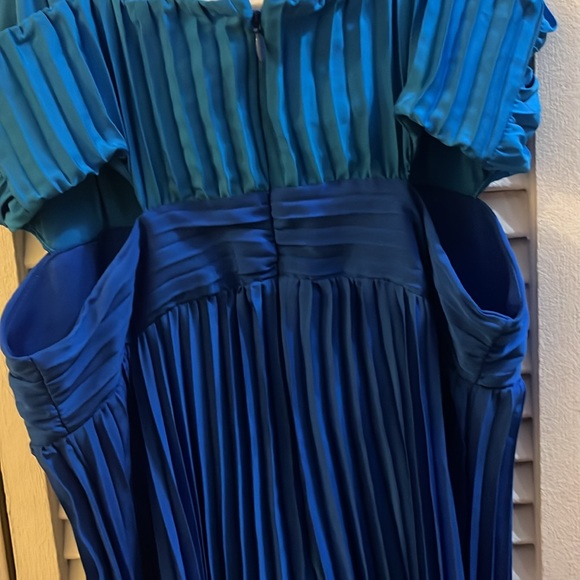 Express Spaghetti Straps Sleeveless Accordion Pleats Cut Out Maxi Dress Size S - Picture 10 of 10